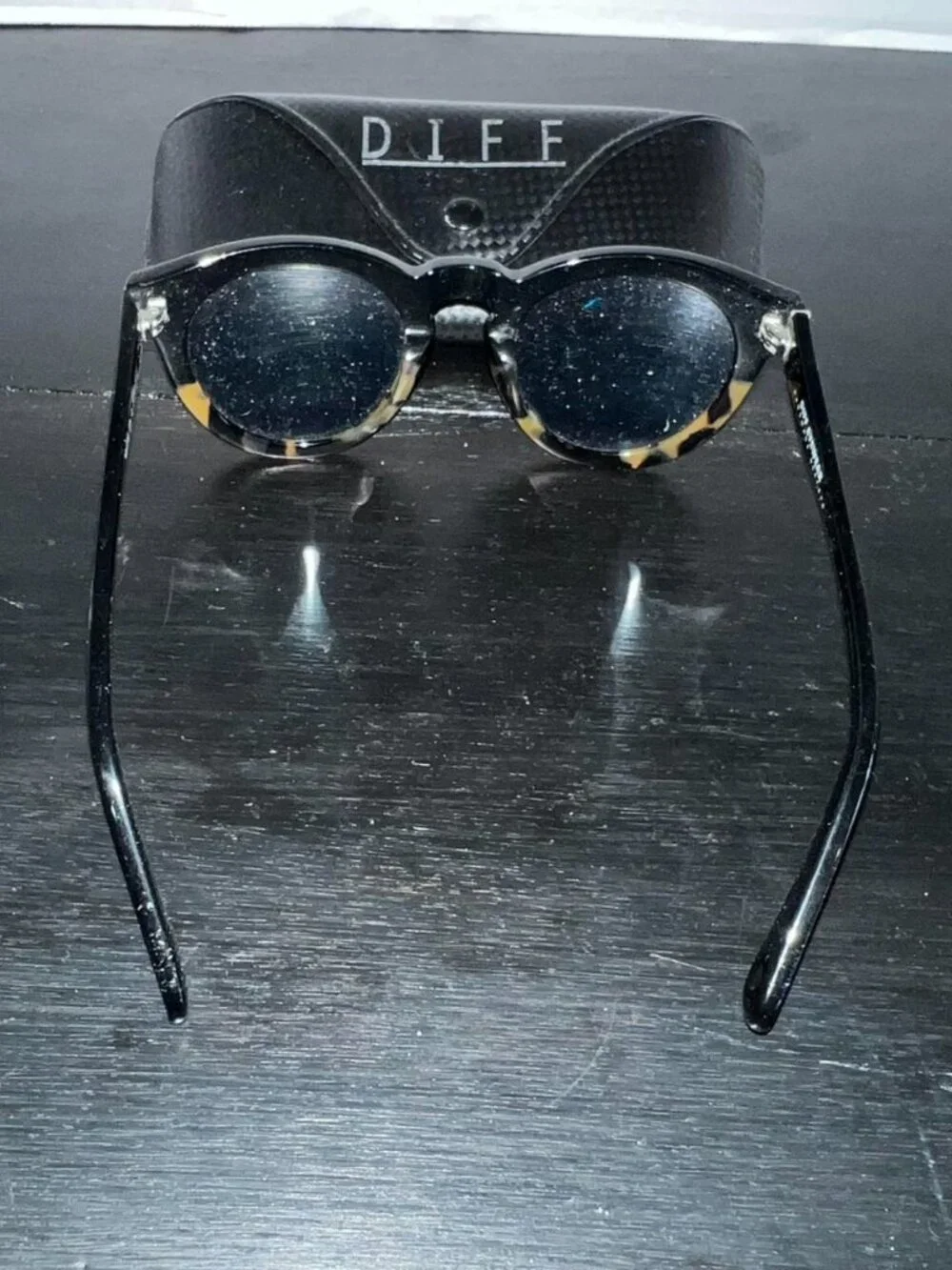 DIFF Eyewear Dime II Round Sunglasses, Tortoise,Blue-Green Mirror Lenses, w/case